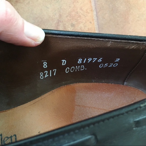 ALLEN EDMONDS Grayson Tassel Loafer, size 8 - Picture 5 of 5